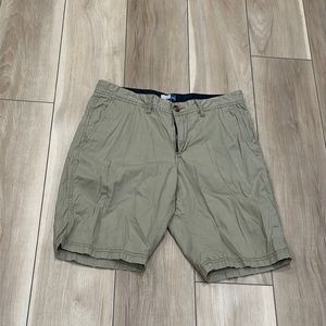 EUC 14th & Union Brand Men’s Size 33 Waist Solid Tan Khaki Flat Front Shorts